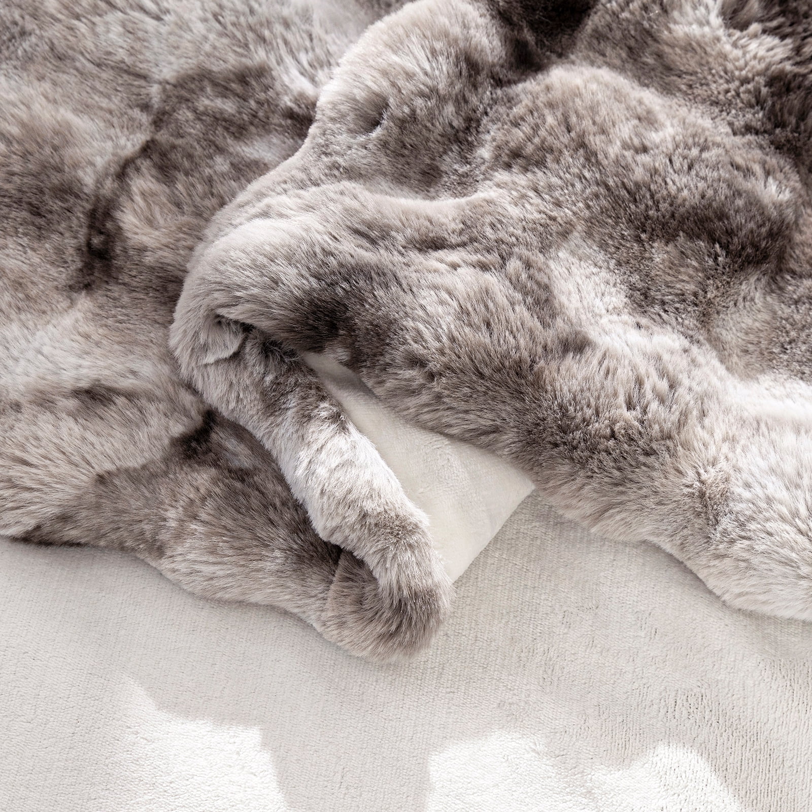 MJIAexp Faux Fur Throw Blanket for Couch, Cozy Soft Plush Thick Fuzzy Comfy Bubble Blanket and Fuzzy Plush Rabbit Fur Blanket for Sofa Bedroom Living Room, 90" x 90"-Tie-dye Gray