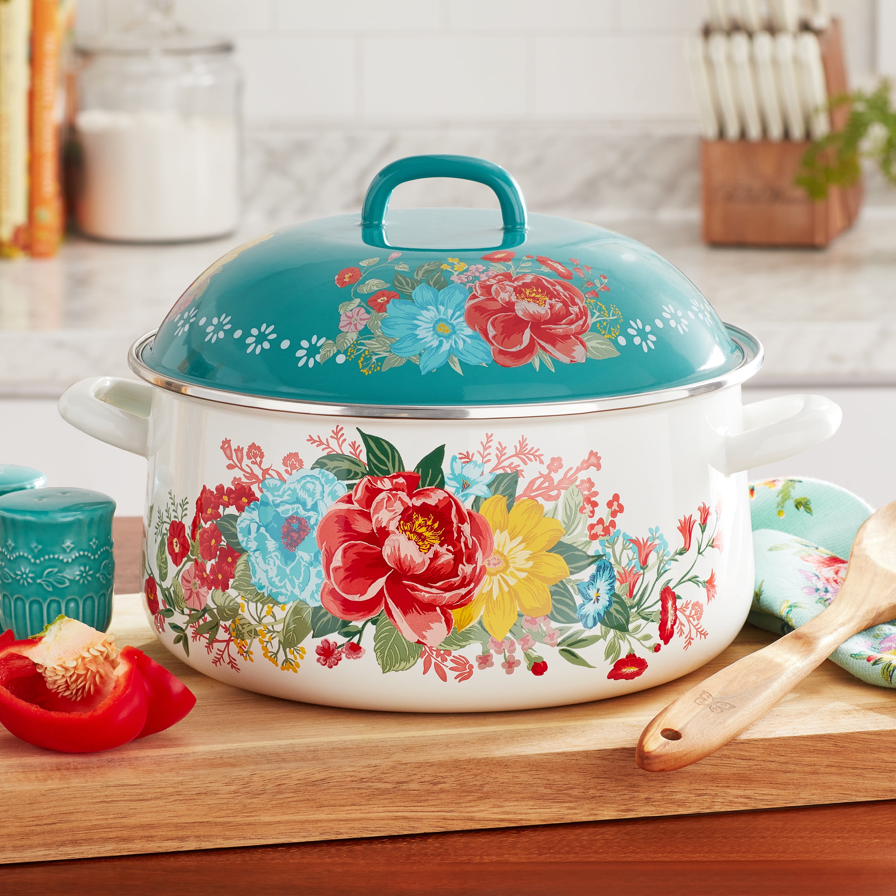 The Pioneer Woman Sweet Rose 6.4-Quart Enamel on Steel Dutch Oven with Lid  