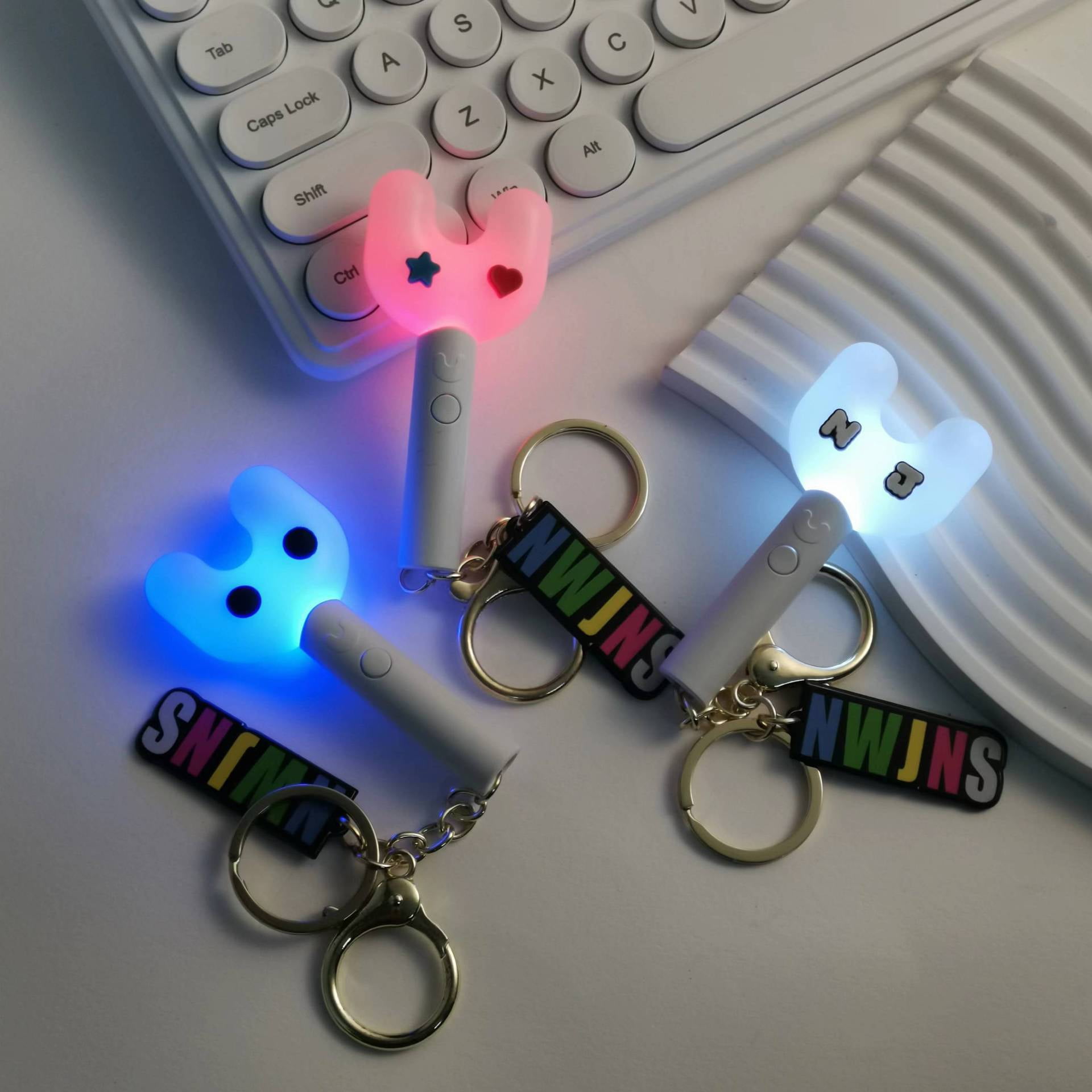 Stray Mini Lightstick, Stray Schlüsselanhänger, SKZ Einstellbar Geschwindigkeit und Farbe Mini Light Stick, Kpop Merch Geschenke für STAY