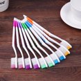 thumbnail image 4 of Paquete de 10 cepillos de dientes Hugtrwg suaves profesionales Para adultos, 4 of 5