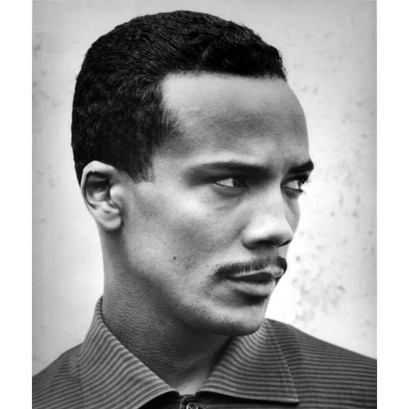 Quincy Jones Photo Print (8 x 10)