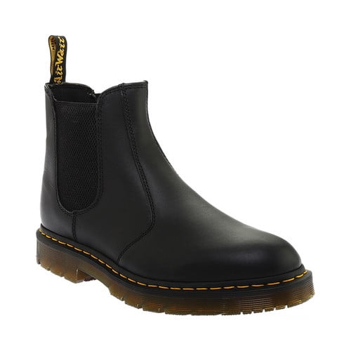 slip resistant chelsea boots