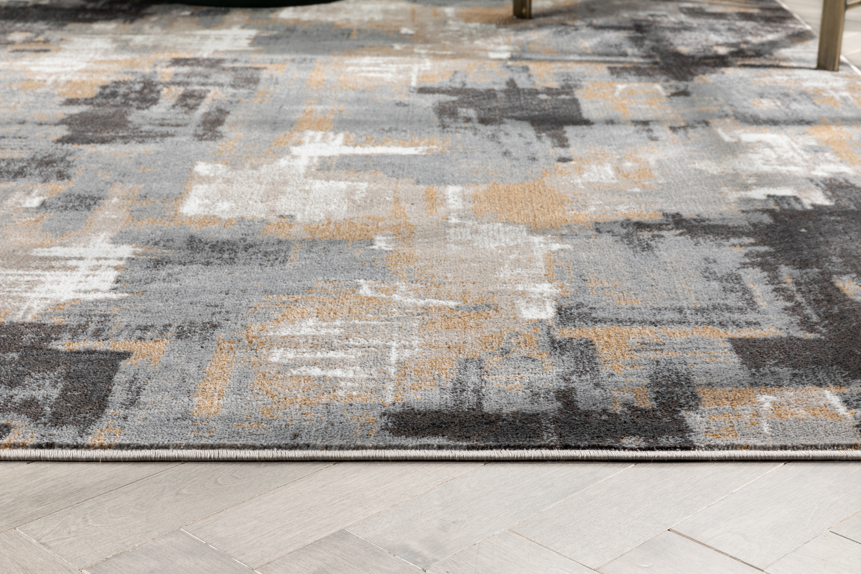 Well Woven Verity Abstract Area Rug, 3.92' x 5.25', Eclectic Geometric Pattern, Soft, Glam Pile, Distressed Design & Modern Color Palette