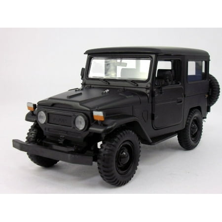 Toyota FJ40 Land Cruiser 1/24 Scale Diecast Metal Car Model - BLACK, Highly Detailed Collectors' Model Realistic Coloring and Markings By