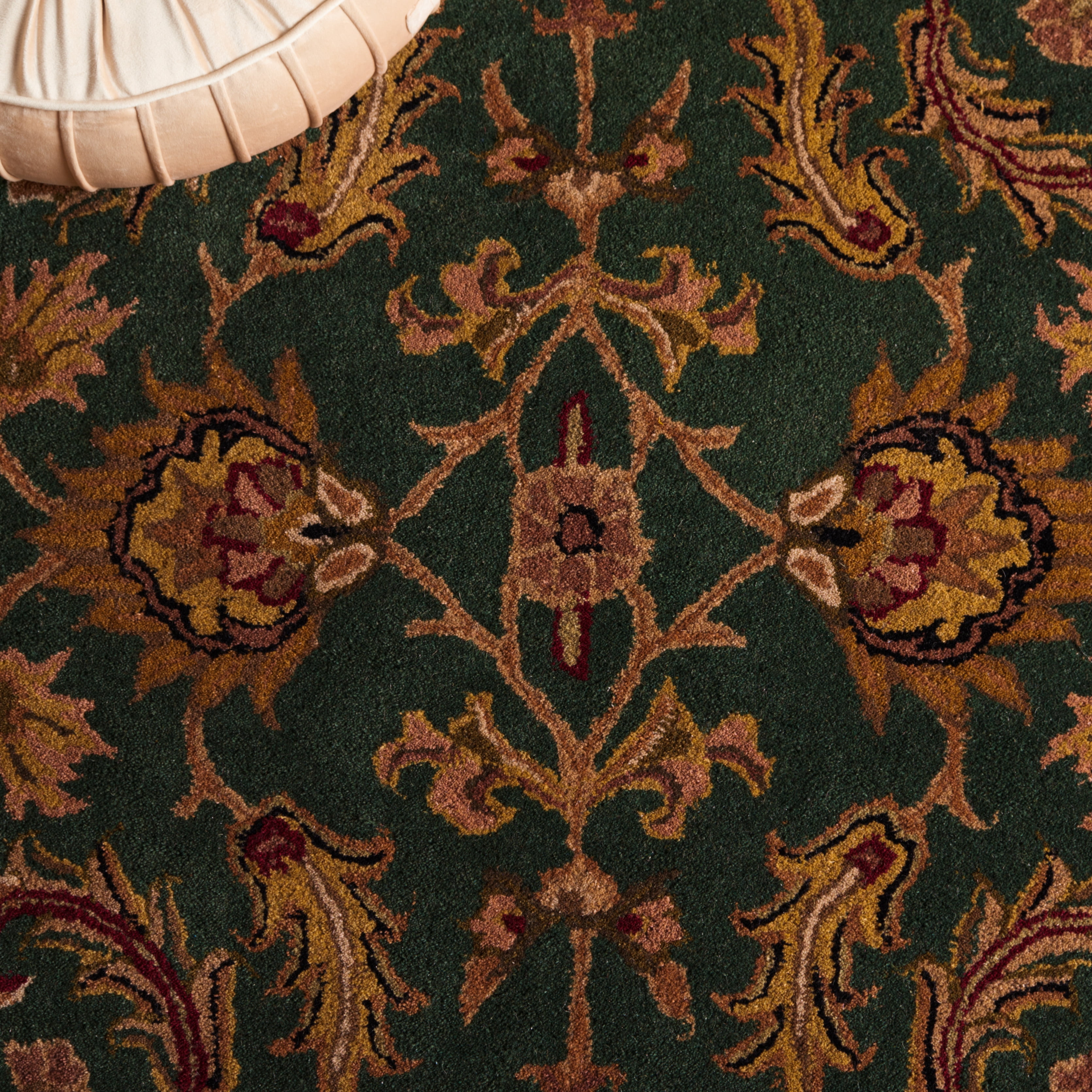 Safavieh Heritage Valery Oriental Wool Area Rug, Dark Green/Gold, 5' x 8'