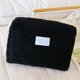 thumbnail image 1 of Bolsa de maquillaje de felpa de estilo invernal, bolsa de almacenamiento portátil de gran capacidad, bolsa de almacenamiento de maquillaje de viaje de apariencia alta, 1 of 5