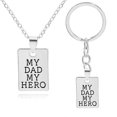 thumbnail image 1 of Llavero con colgante cuadrado de metal "Papá es mi héroe, mejor amigo", joyería, regalo para el Día del Padre, 1 of 3