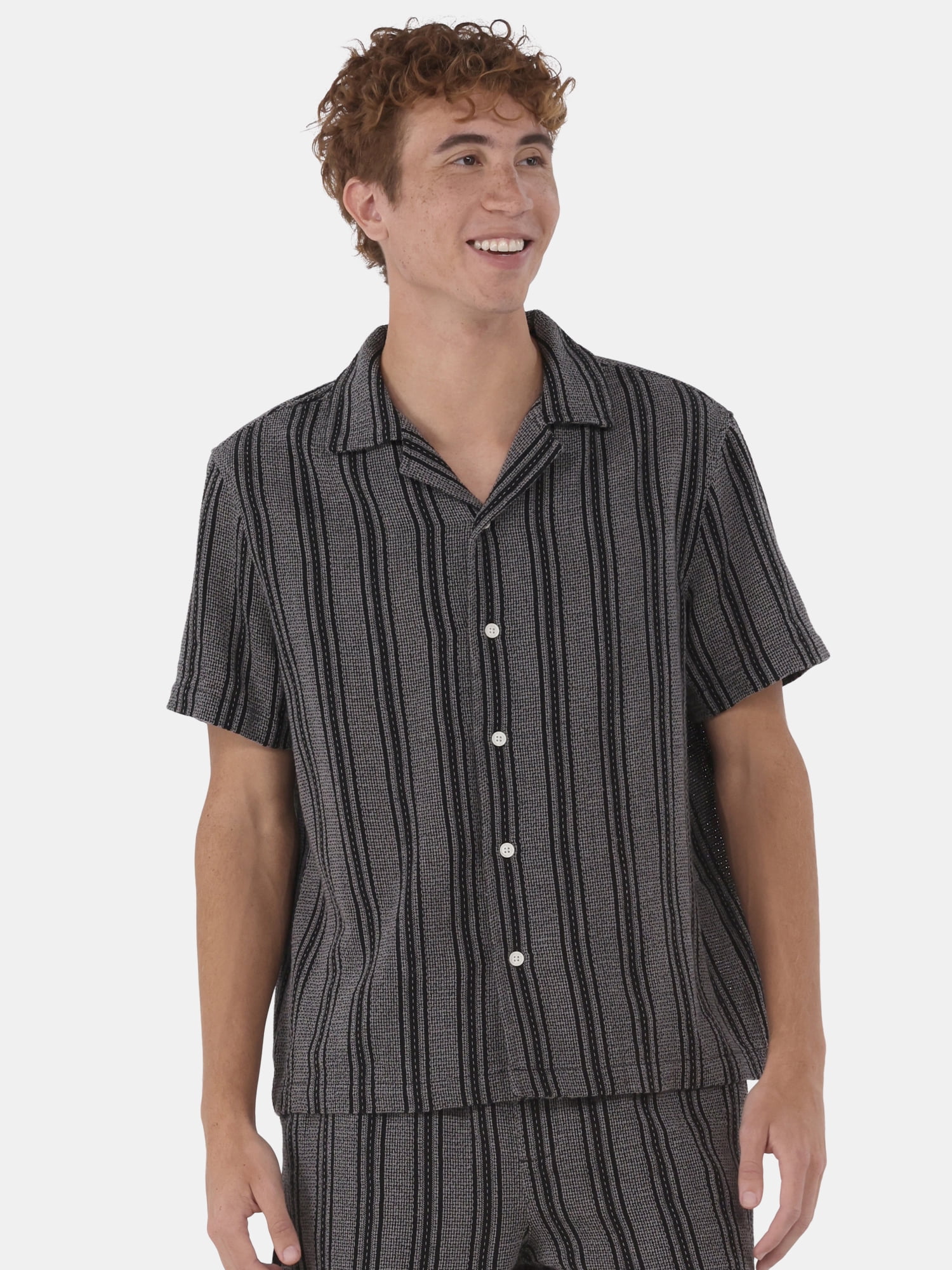 No Boundaries Textured Fabric Shirt with Short Sleeves, Men's & Big Men's