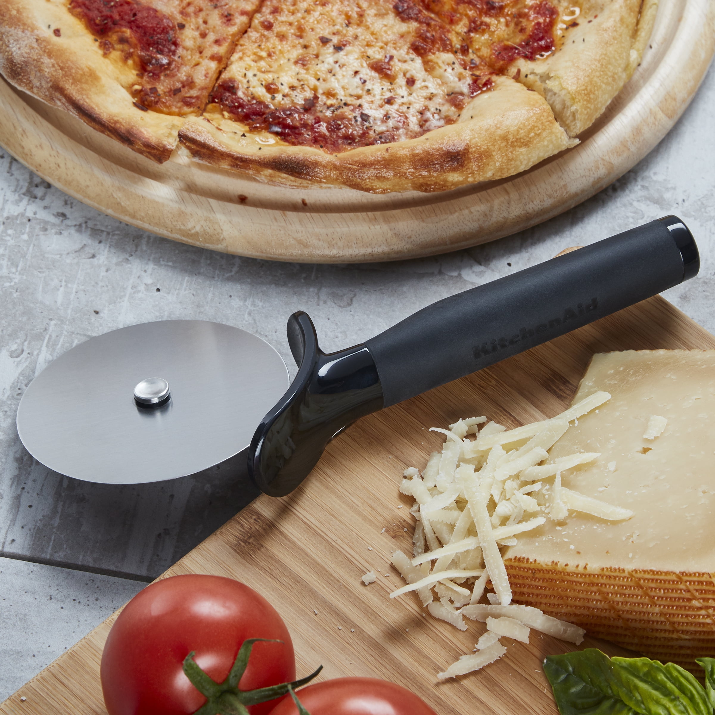 KitchenAid Stainless Steel Pizza Wheel, Black, Dishwasher Safe