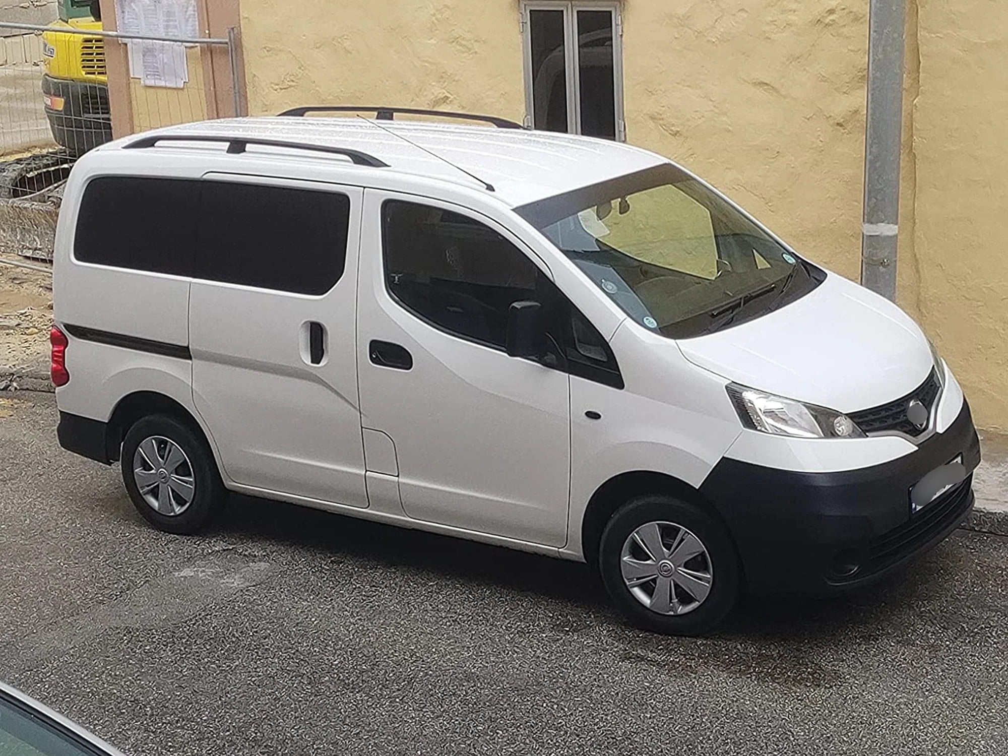 For Nissan NV200 Roof Rails and Roof Rack Cross Bars Plus Black Color LWB