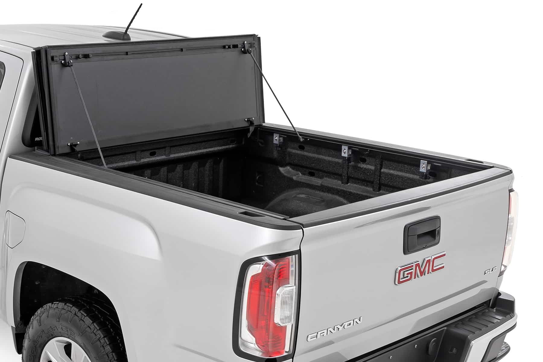 Rough Country Hard Flip Up Bed Cover for 15-26 Colorado/Canyon | 5' - 49120500