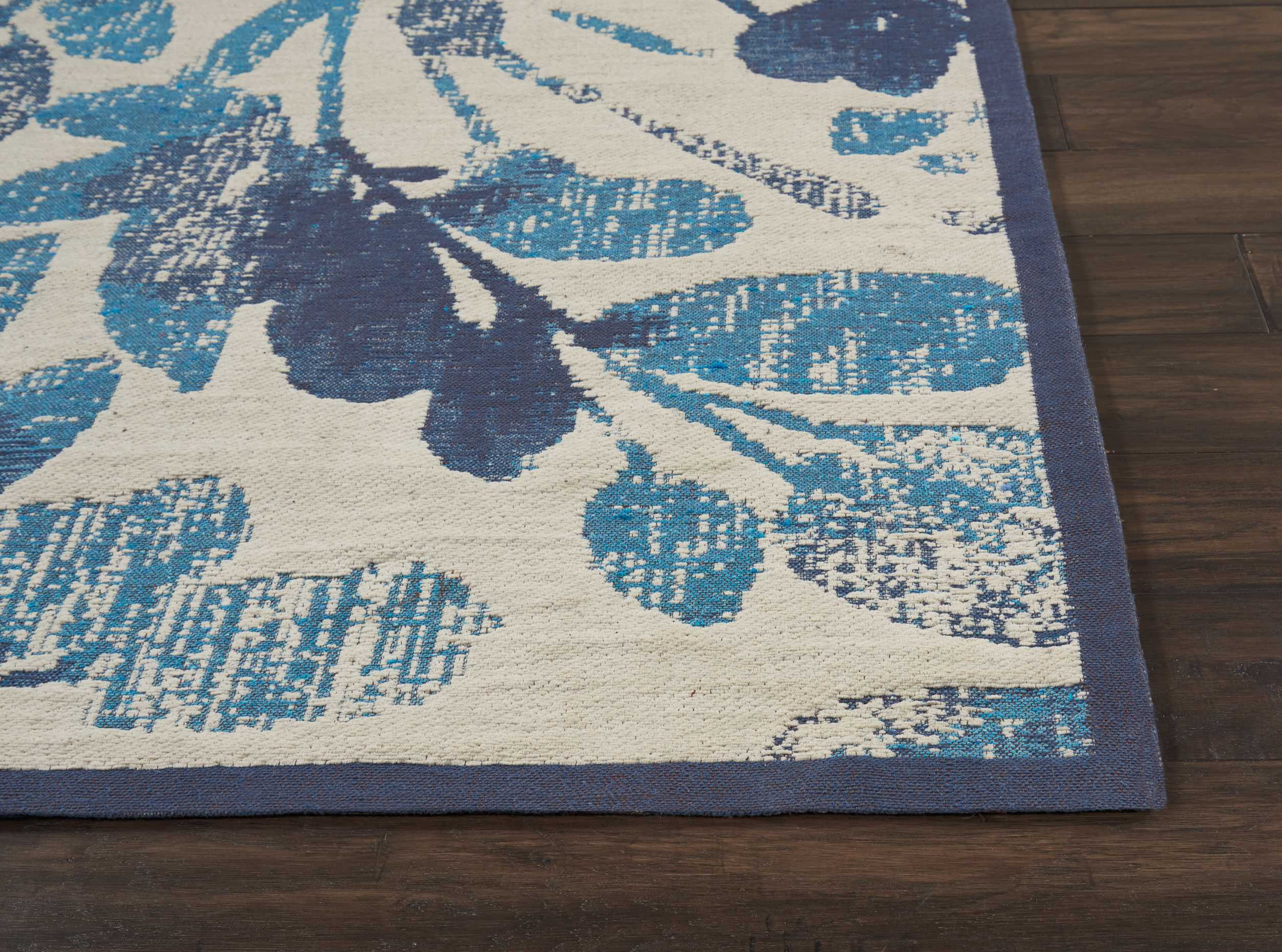 Nourison Vintage Lux 8' x 10' Indigo Modern Indoor Rug