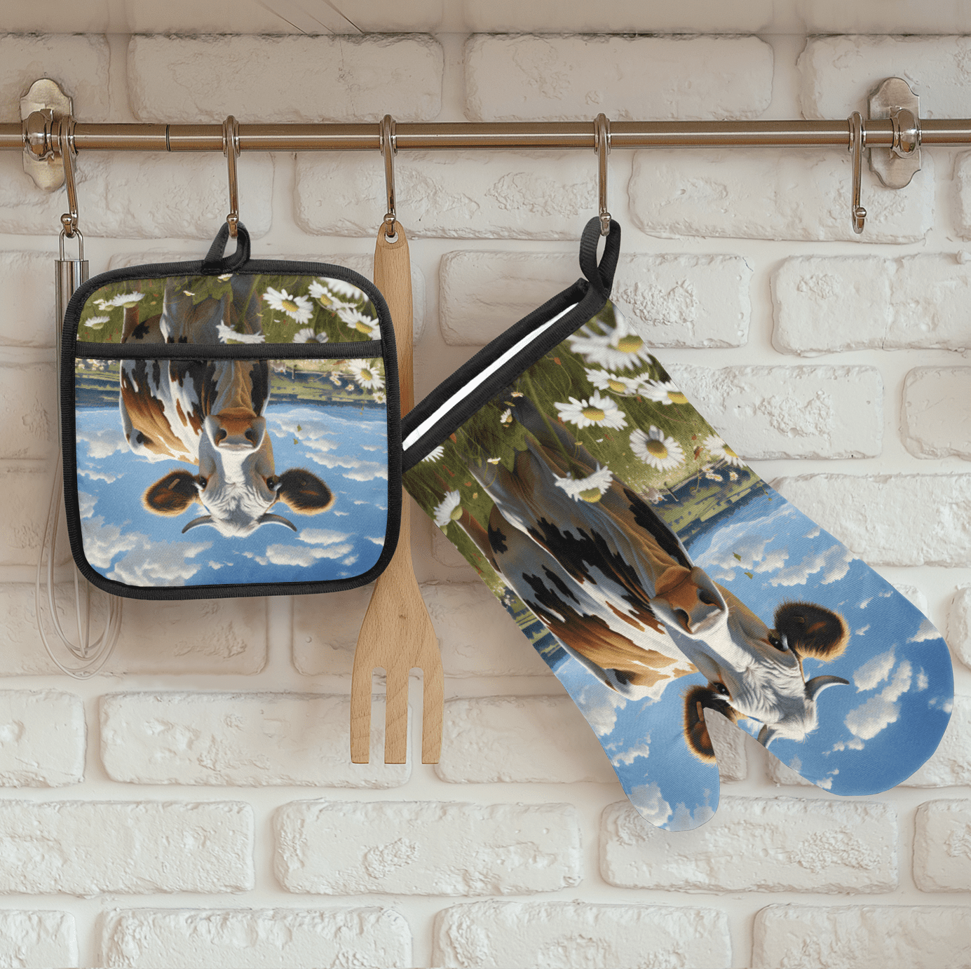 CURLYOOT Cow Daisy Oven Mitts and Pot Holders Sets of 2, Non-Slip Washable Hot Pads and Oven Gloves for Kitchen Cooking Baking