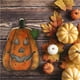 thumbnail image 3 of Linterna De Calabaza De Madera Decoración De Calabaza Fantasma De Dibujos Animados Lindos Adornos De Halloween Decoración De Calabaza De Mesa Lisa Adornos De Calabaza De Madera Segura Para Barra Sweethay HA027637-02, 3 of 7