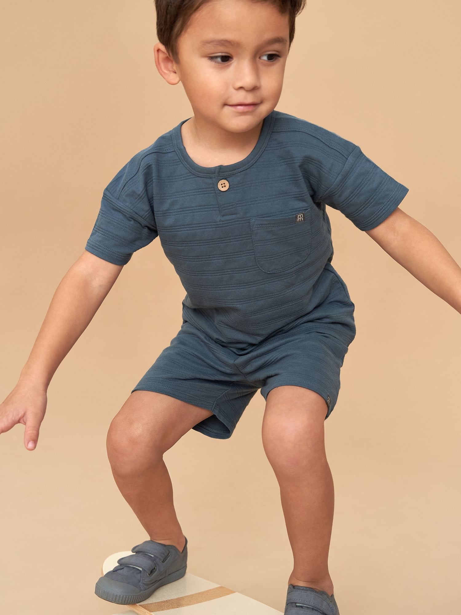 Modern Moments by Gerber Toddler Boy Oversized Textured Shirt and Short Outfit Set, 2-Piece, 12 Months - 5T