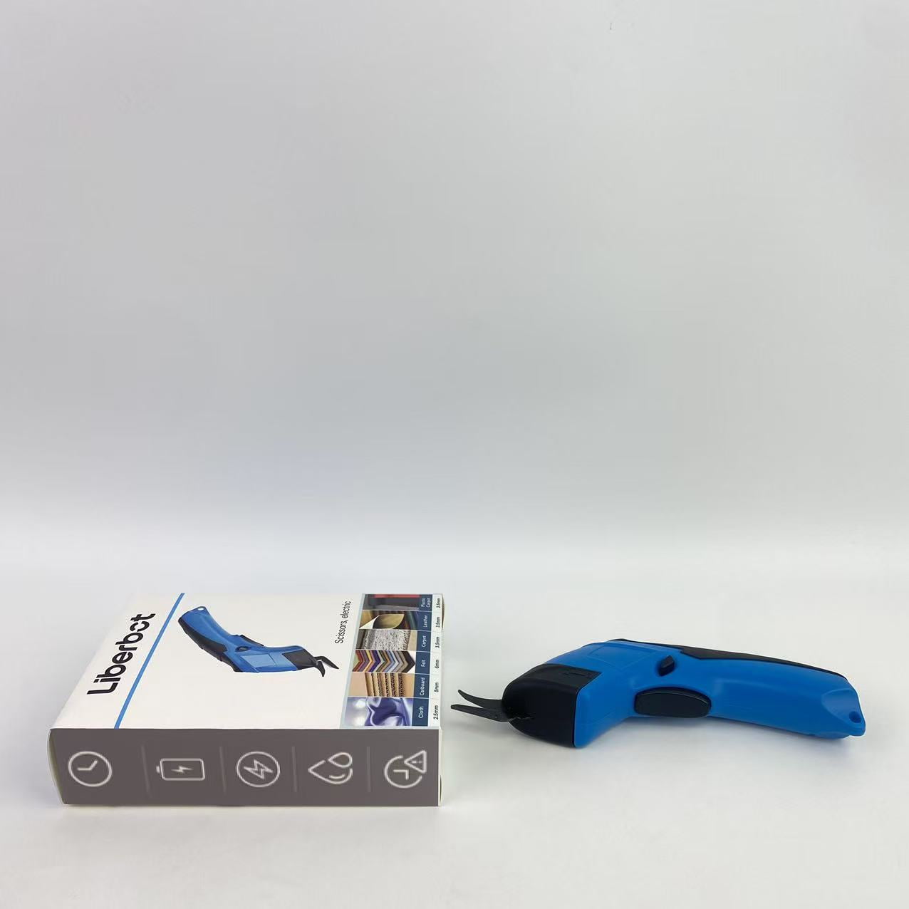Liberbot Scissors, electric,Electric Scissors, Cardboard Cutter, 4V Electric Cardboard Cutter, Cordless Fabric Scissors, Electric Box Cutter with a Replacement Blade, Electric Scissors