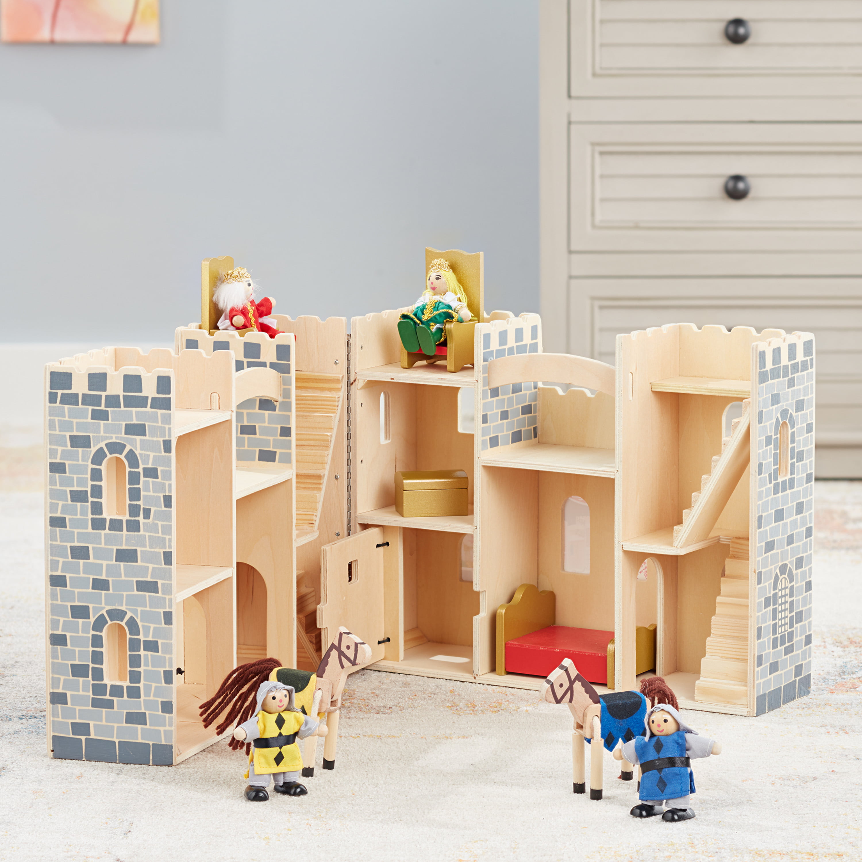 and 4 Pieces of Furniture 2 Horses Melissa & Doug Fold and Go Wooden Princess Castle With 2 Royal Play Figures 