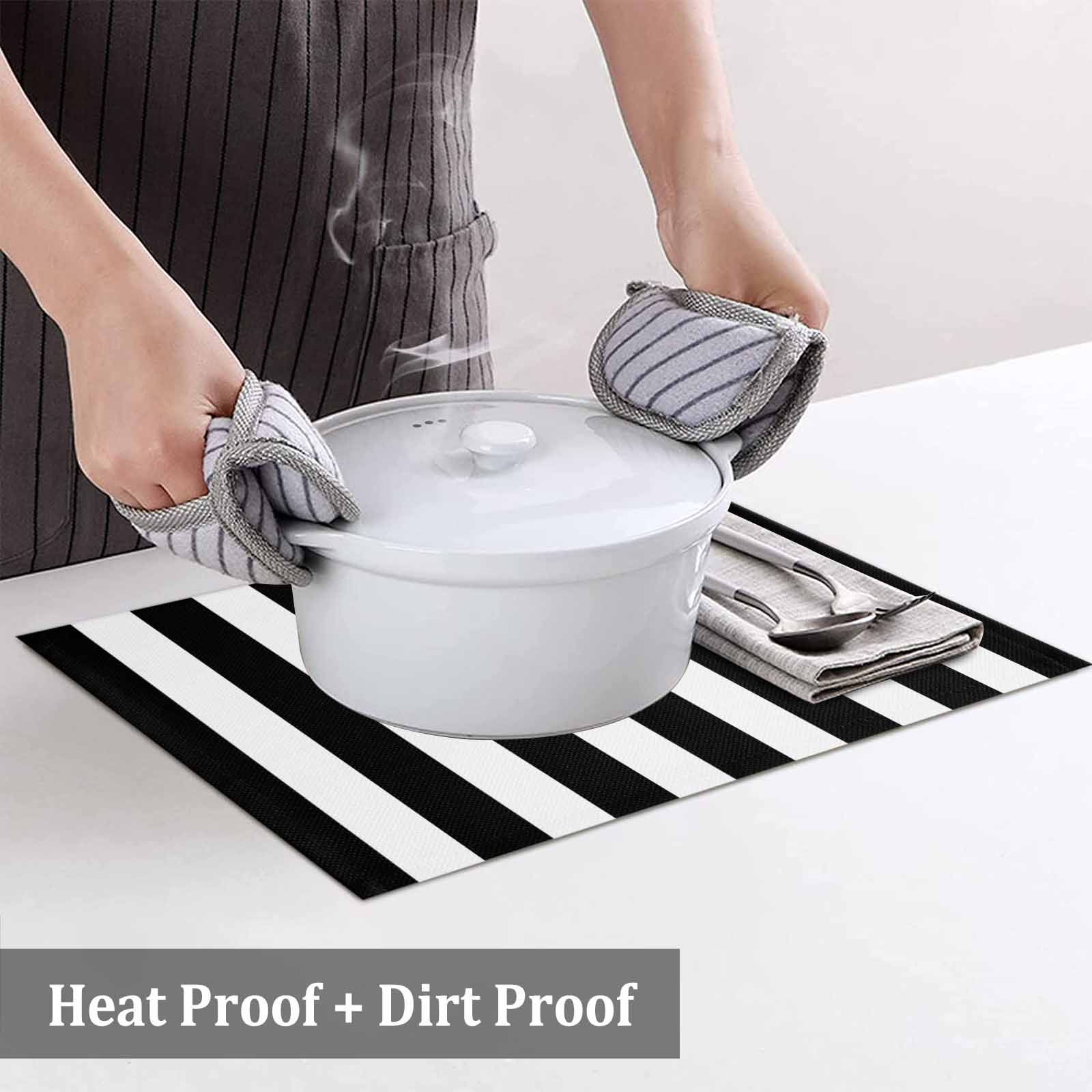 Black and White Striped Pattern Placemats Set of 6, Minimalist Table Mats Washable Heat-Insulation Non-Slip Place Mats for Kitchen Dinner Table Indoor Outdoor Decor,13x19 Inch