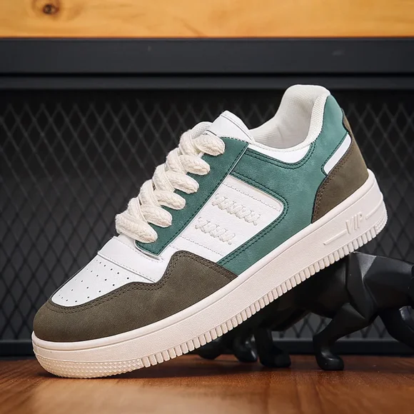 Casual Leather Men Sneakers New Mens Lace Up Designer Comfortable Trend Board Shoes for Men Breathable Sneakers Running Shoes