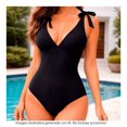 thumbnail image 4 of Traje de Baño Ocean Pacific para Mujer Completo con Nudo en Tirante, Cuello V Negro Talla EG, 4 of 4