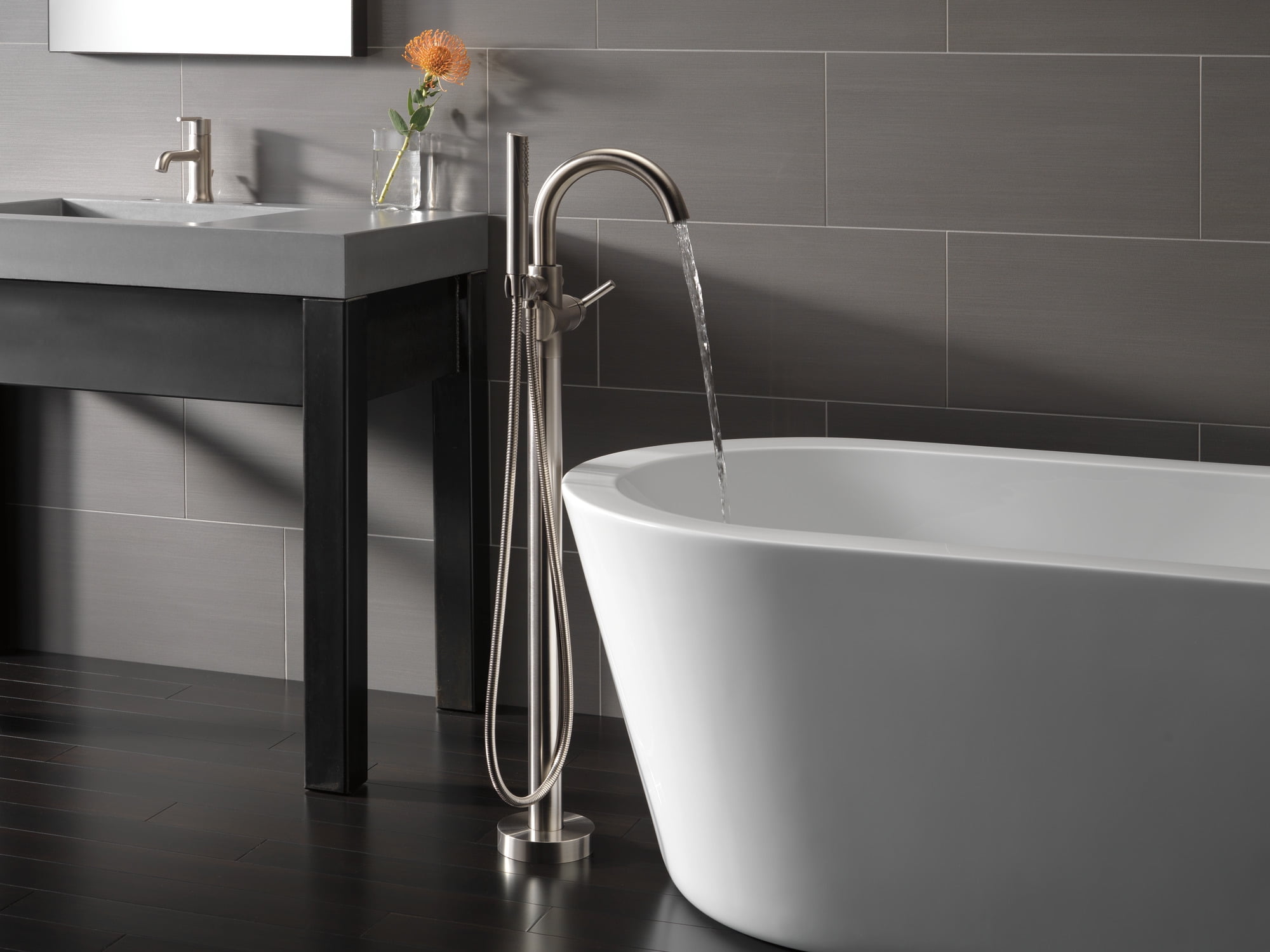 Delta Trinsic Single Handle Bathroom Faucet in Stainless 559LF-SSMPU