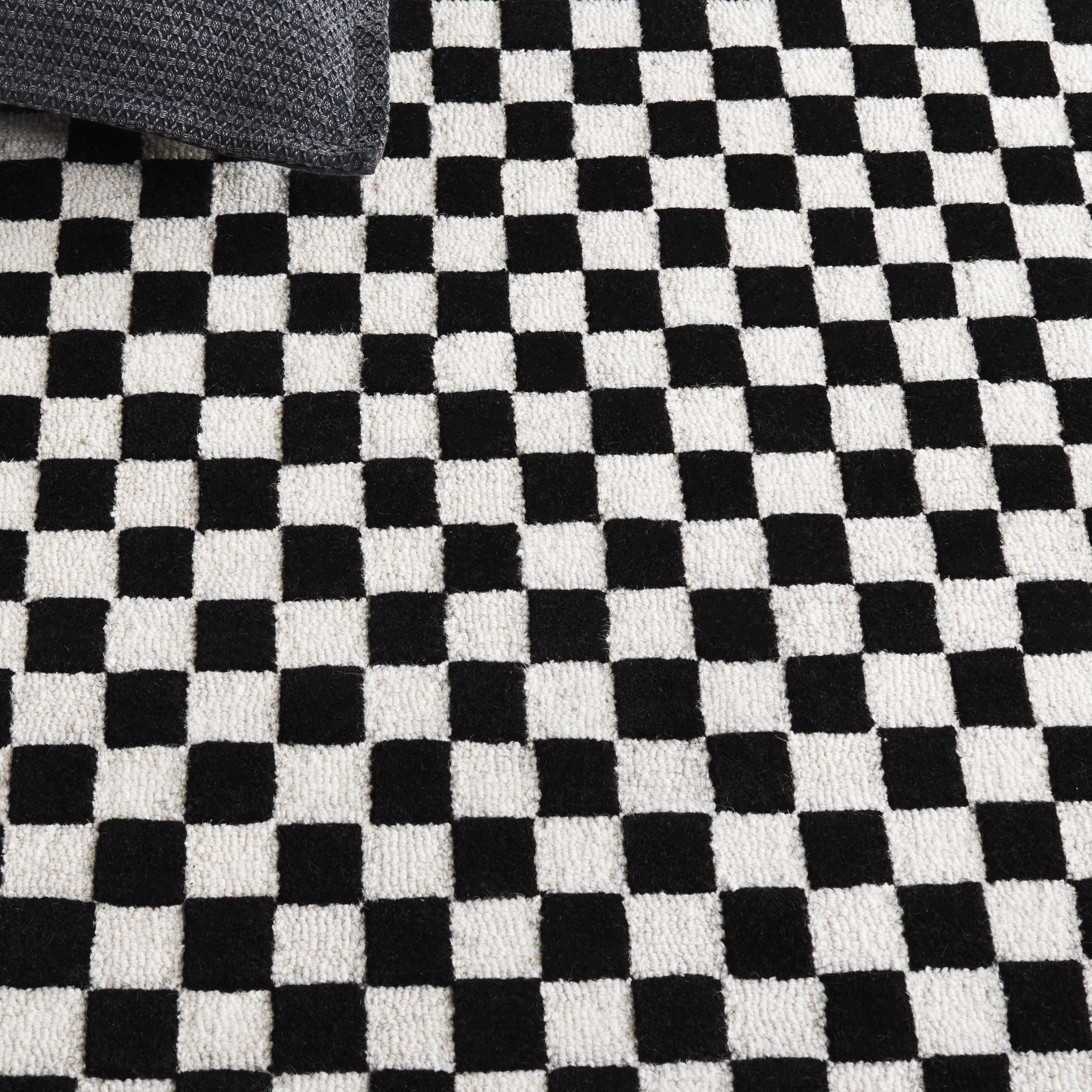 Safavieh Genre Nanette Geometric Area Rug, Black/Ivory, 3' x 5'