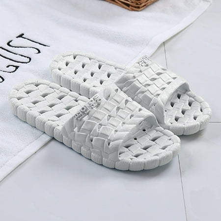 

XY Plastic Home Bathroom Slippers Women‘s New Arrival Hollow Non-Slip Home Sandals Hotel Bathing Stall Leakage Sandals