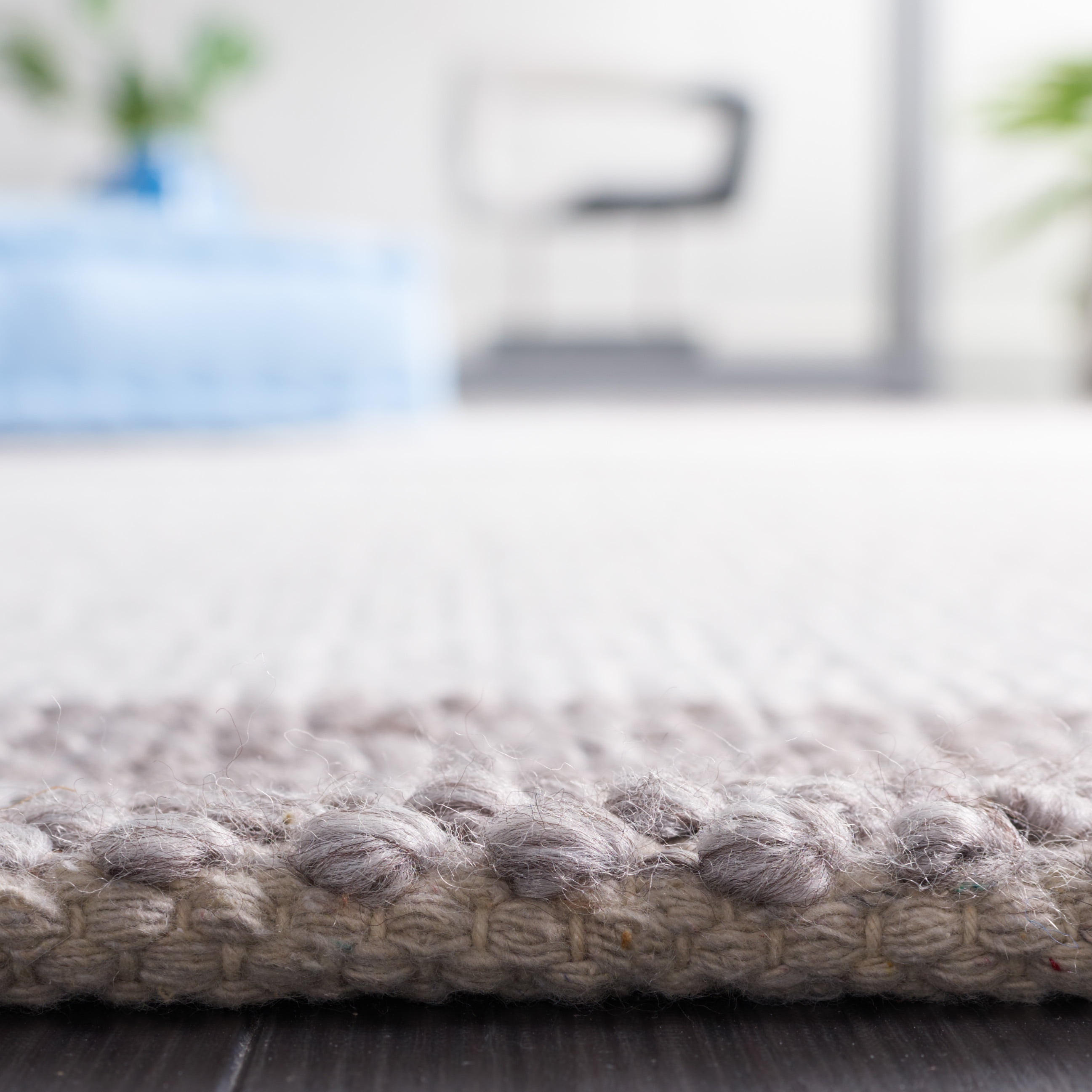 SAFAVIEH Natura Marina Striped Wool Area Rug, Ivory/Brown, 6' x 6' Round