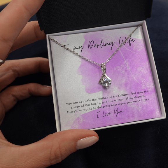 Modern Alluring Beauty Necklace for your Darling Wife