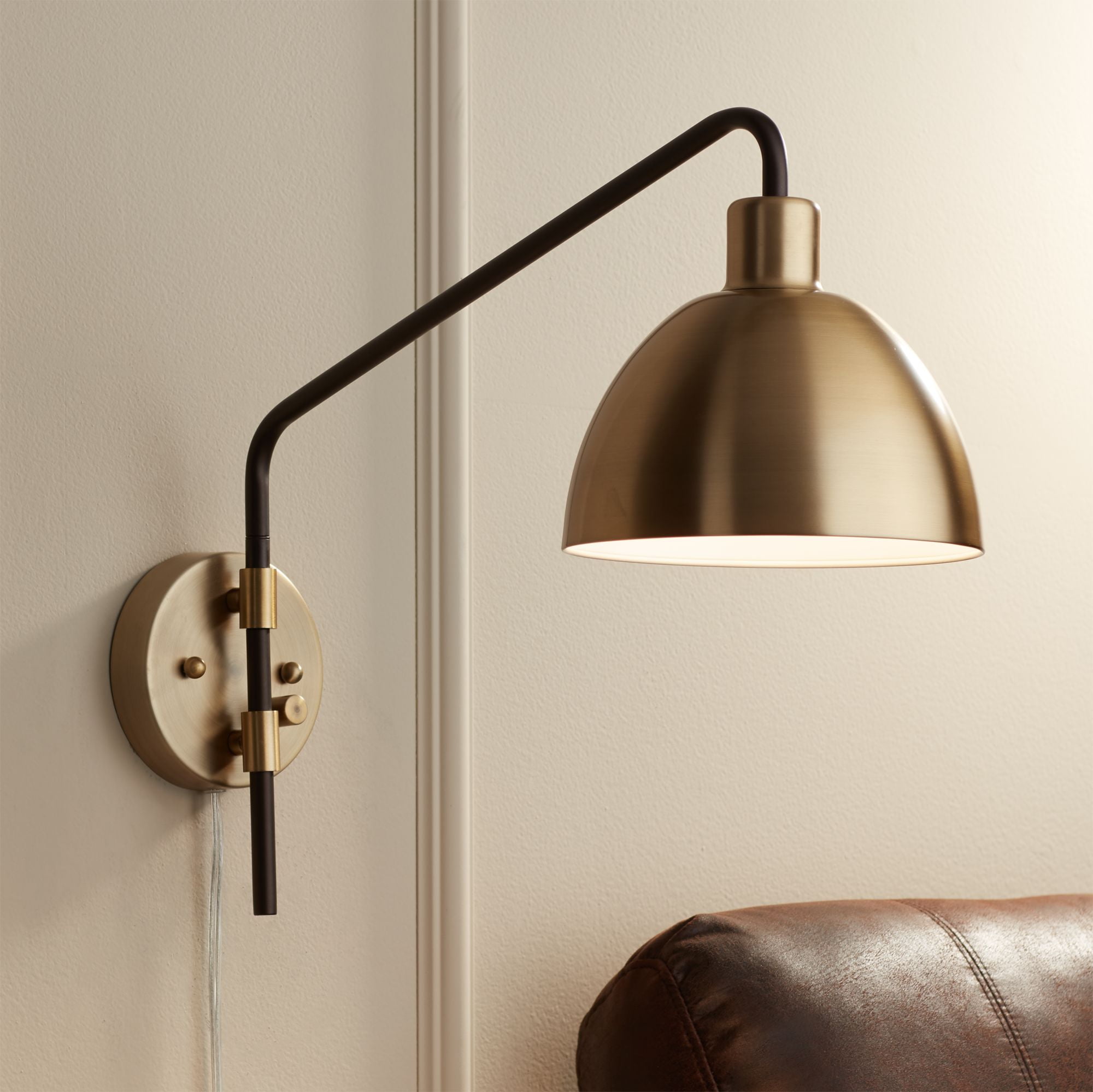 Brushed Brass Metal Adjustable Wall Light Industrial Barn Swing Arm Wall Sconce 