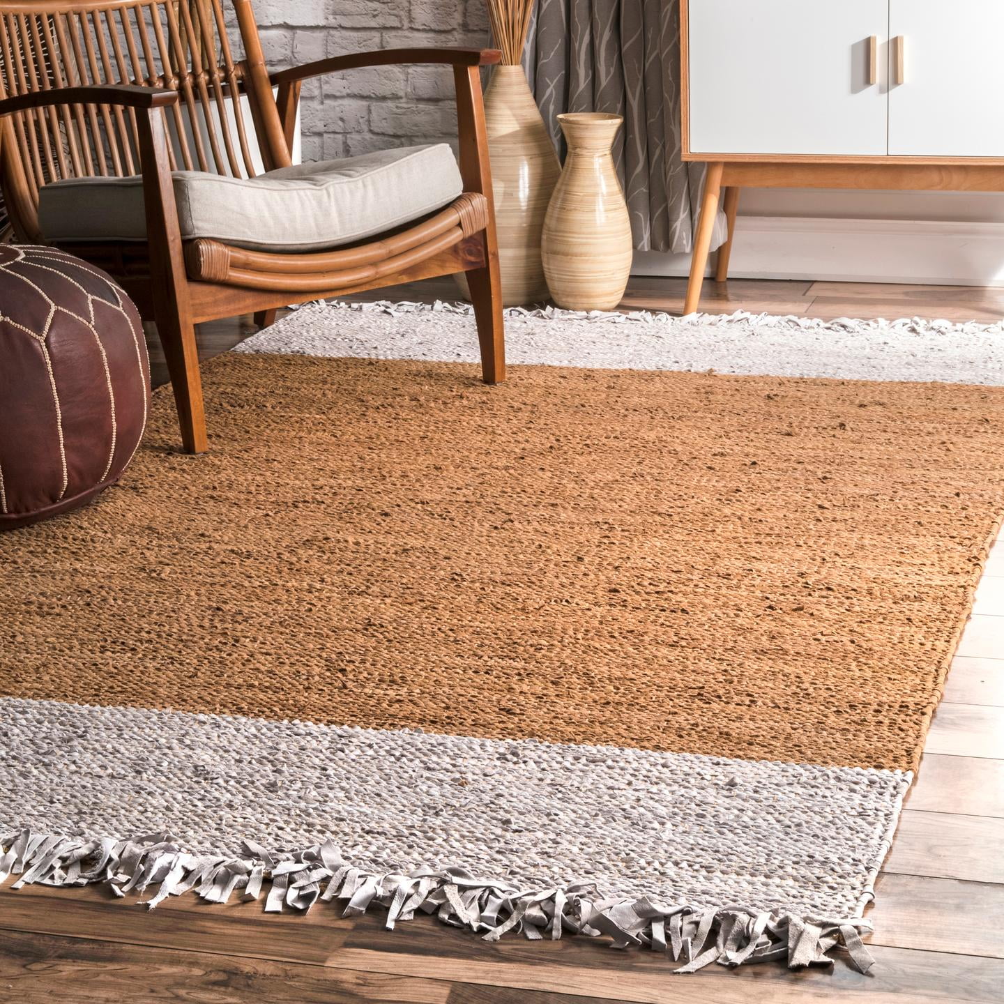 Conyers 2'6 x 4' Area Rug Conyers 2'6 x 4' Area Rug