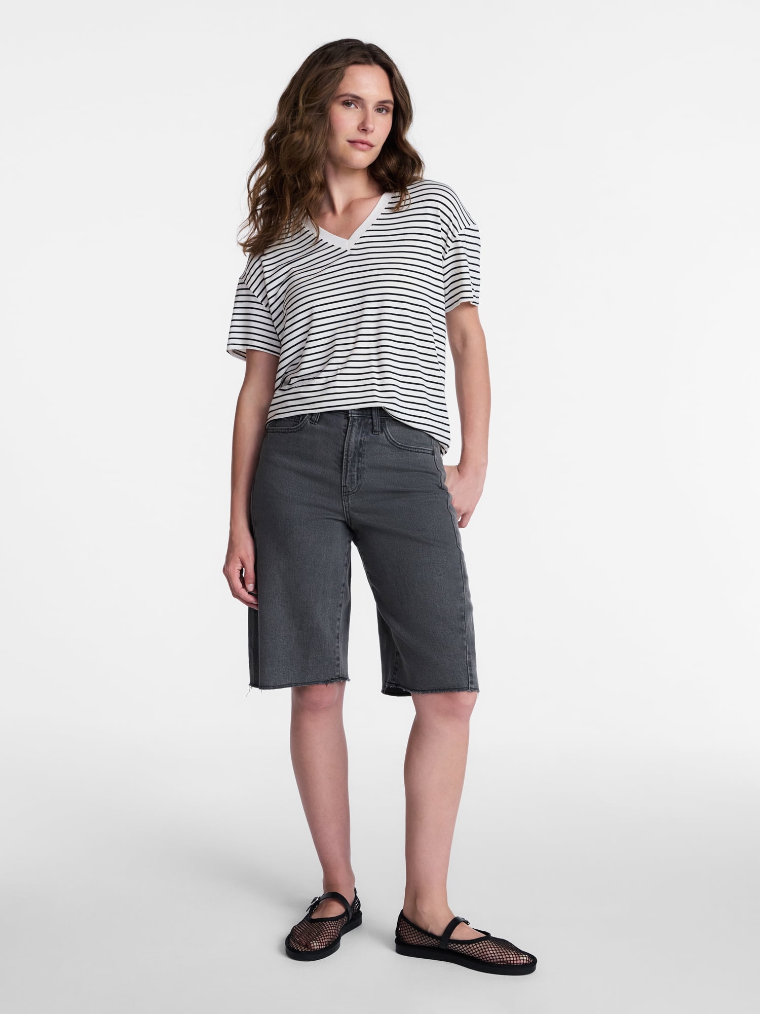 Time and Tru Women's V-Neck Tunic Tee with Short Sleeves, Sizes XS-XXXL