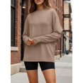 thumbnail image 2 of Camiseta Trendy Queen oversize de manga larga color caqui talla M, 2 of 6