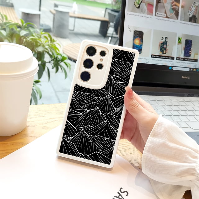 ¡Mejora el aspecto de tu iPhone con esta elegante y duradera funda plateada de doble capa!