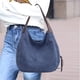 thumbnail image 5 of Los bolsos de lona sencillos son elegantes y versátiles. Azul profundo, 5 of 5
