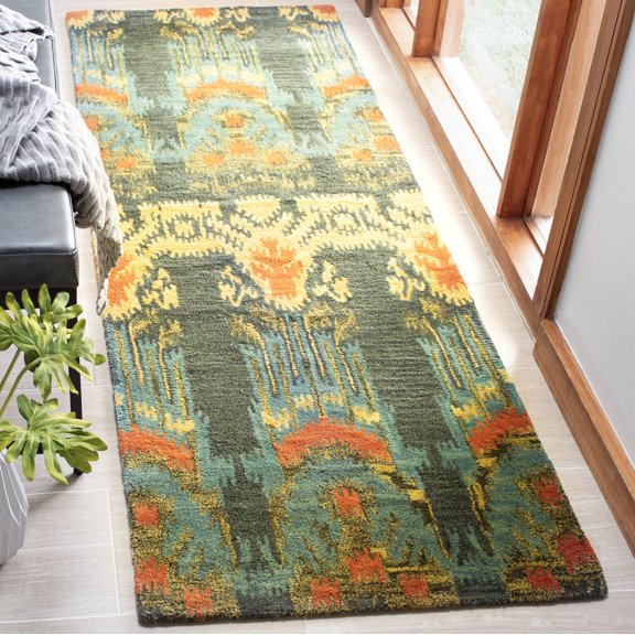 Safavieh Ikat Crane Paisley Wool Runner Rug, Olive/Gold, 2'3" x 8'