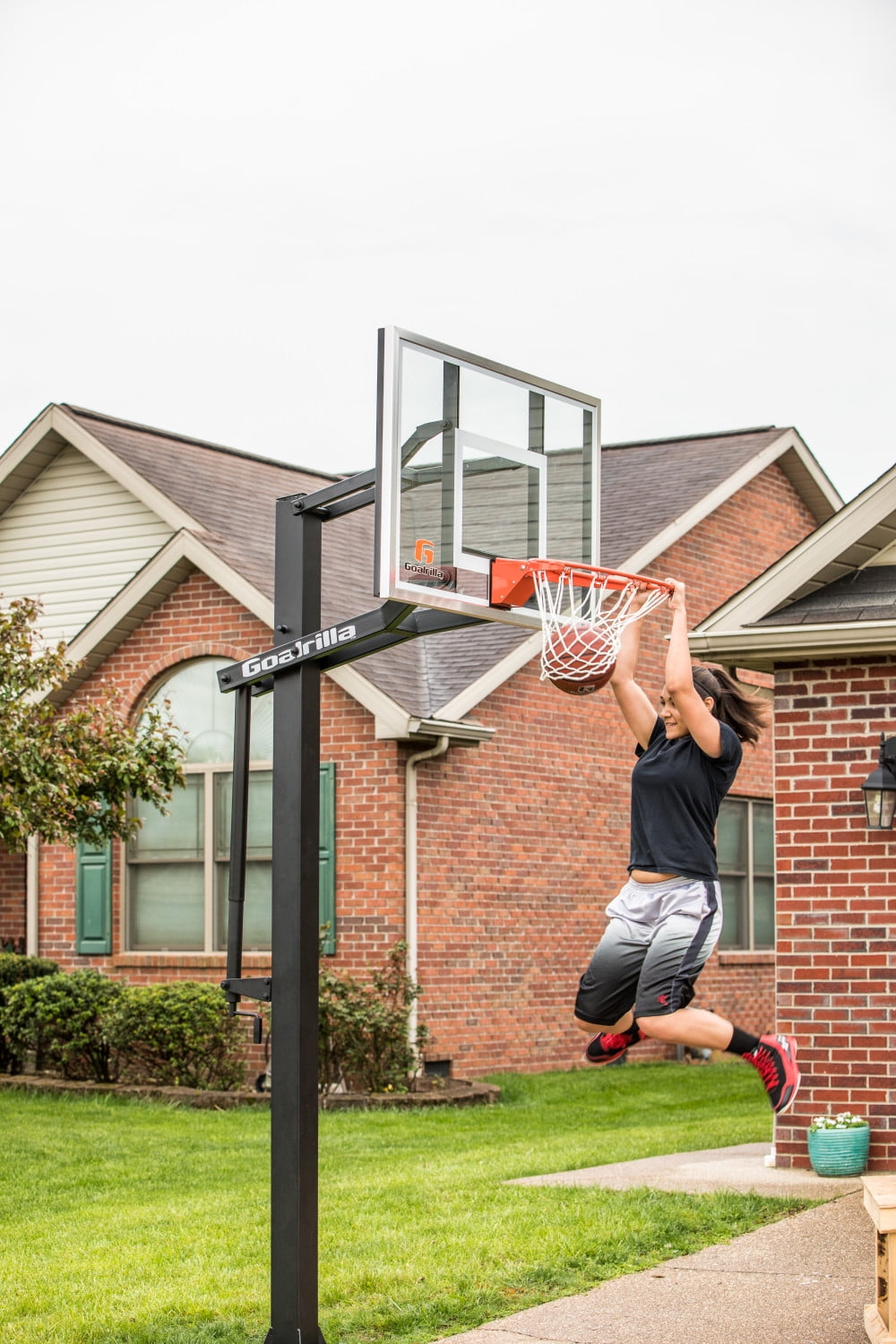 Goalrilla Pro-Style Medium 18" Outdoor Indoor Weight Breakaway Basketball Rim