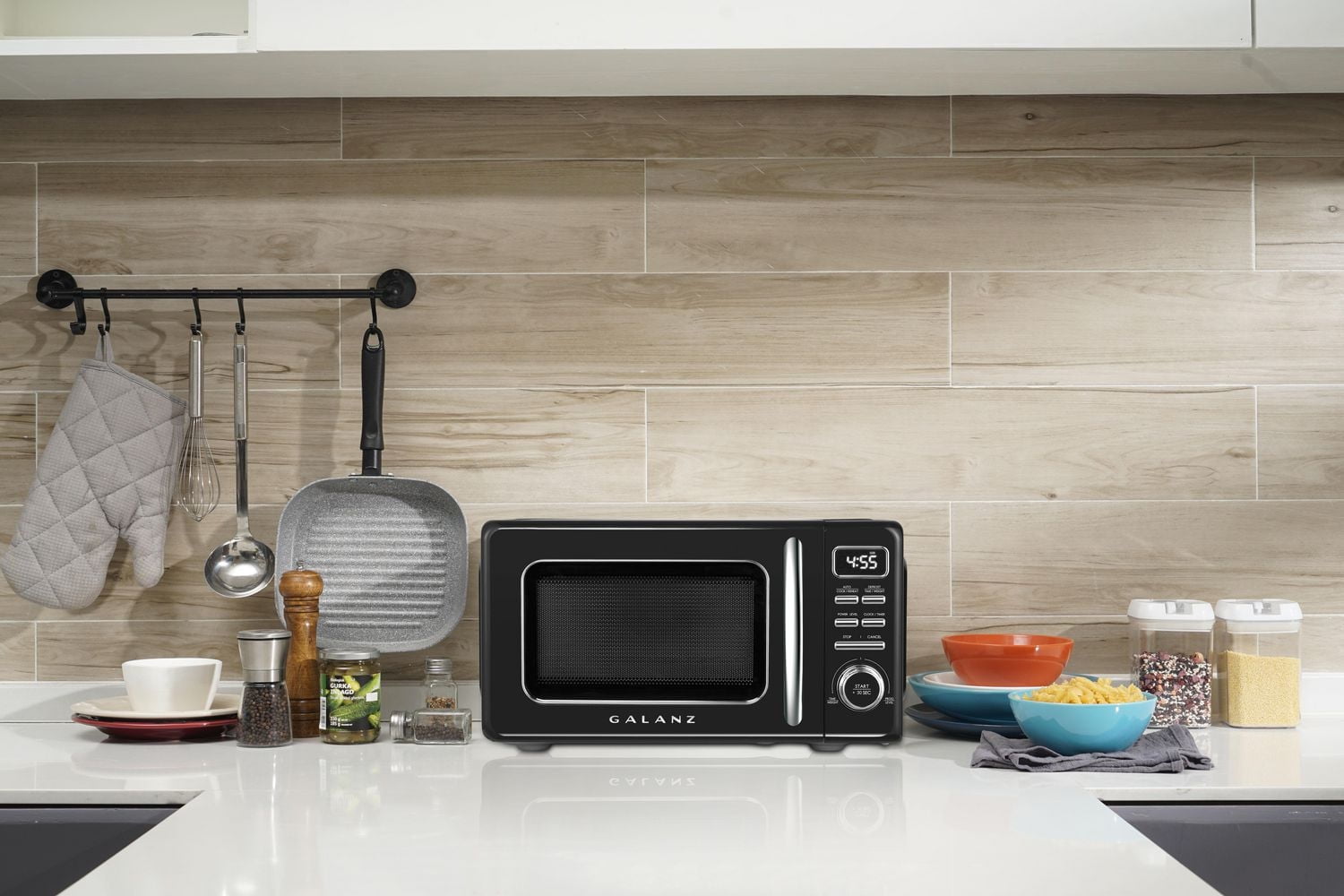 Galanz Retro Microwave Oven