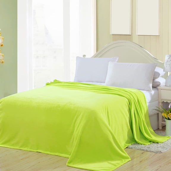 WEUVEB Extra Warm Green Fleece Blanket Soft Versatile Bed Blanket Perfect for Winter Travel