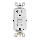thumbnail image 1 of AFCI Outlet Leviton Decora 20 A 125 V, blanco 5-20R, paquete de 1, 1 of 3