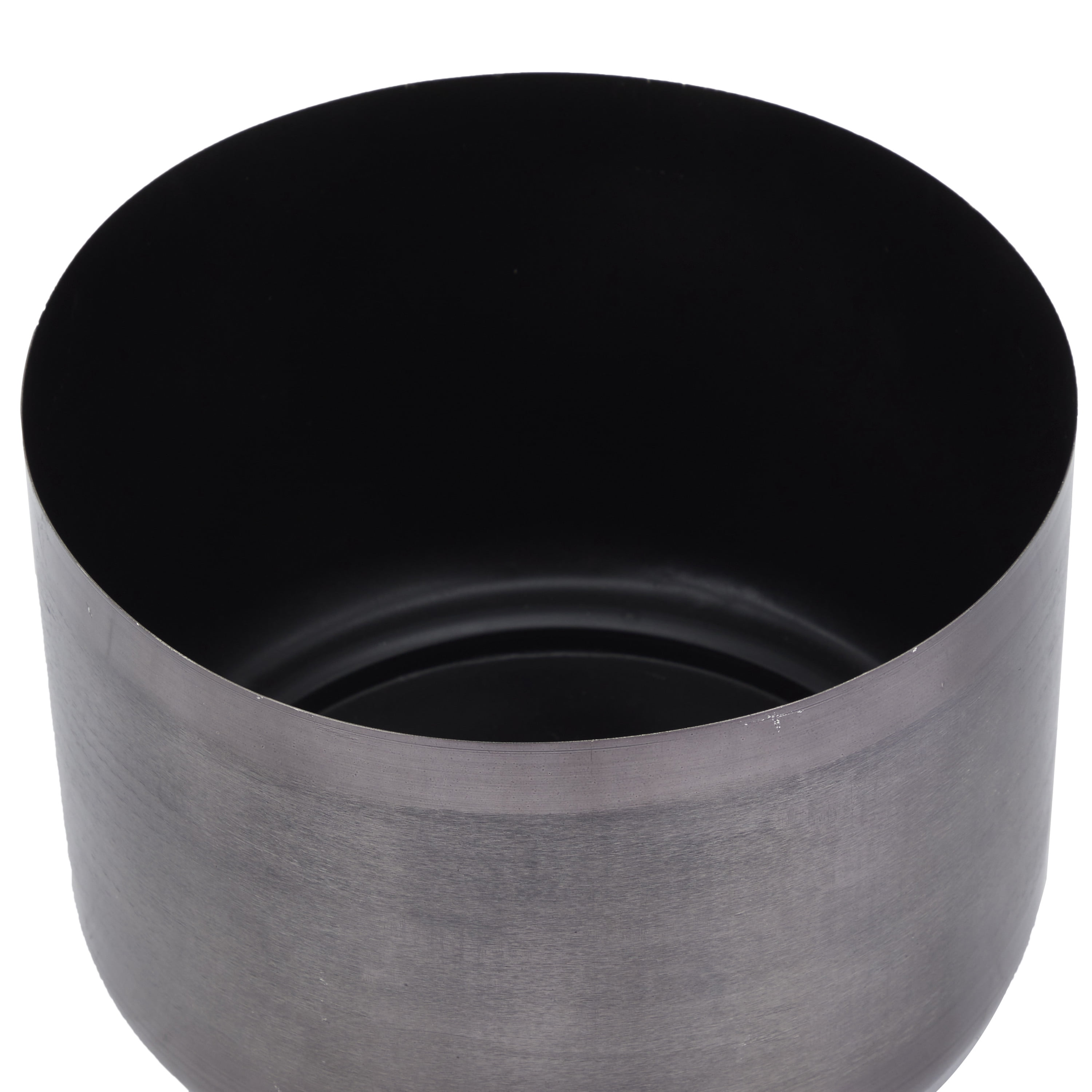 CosmoLiving by Cosmopolitan 9", 7", 6"H Black Metal Planter (3 Count)