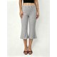 thumbnail image 4 of Pantalones capri para mujer, elegantes, con ojales metálicos, cintura elástica y corte acampanado., 4 of 9