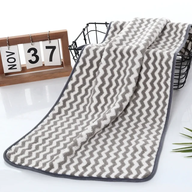 Zhuge Toallas de ducha de microfibra a rayas para adultos, supersuaves, de secado rápido, ligeras, sin pelusa, absorbentes, de 75 x 35 cm (gris ondulado)