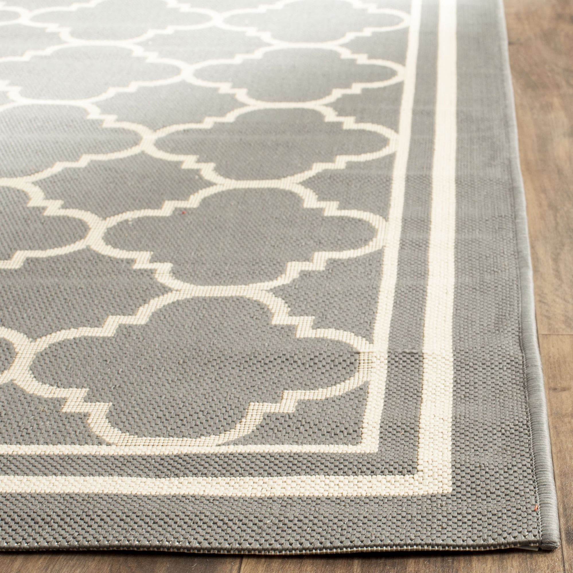 Safavieh Courtyard Alina Geometric Quatrefoil Indoor/Outdoor Area Rug, Anthracite/Beige, 7'10" x 7'10" Square