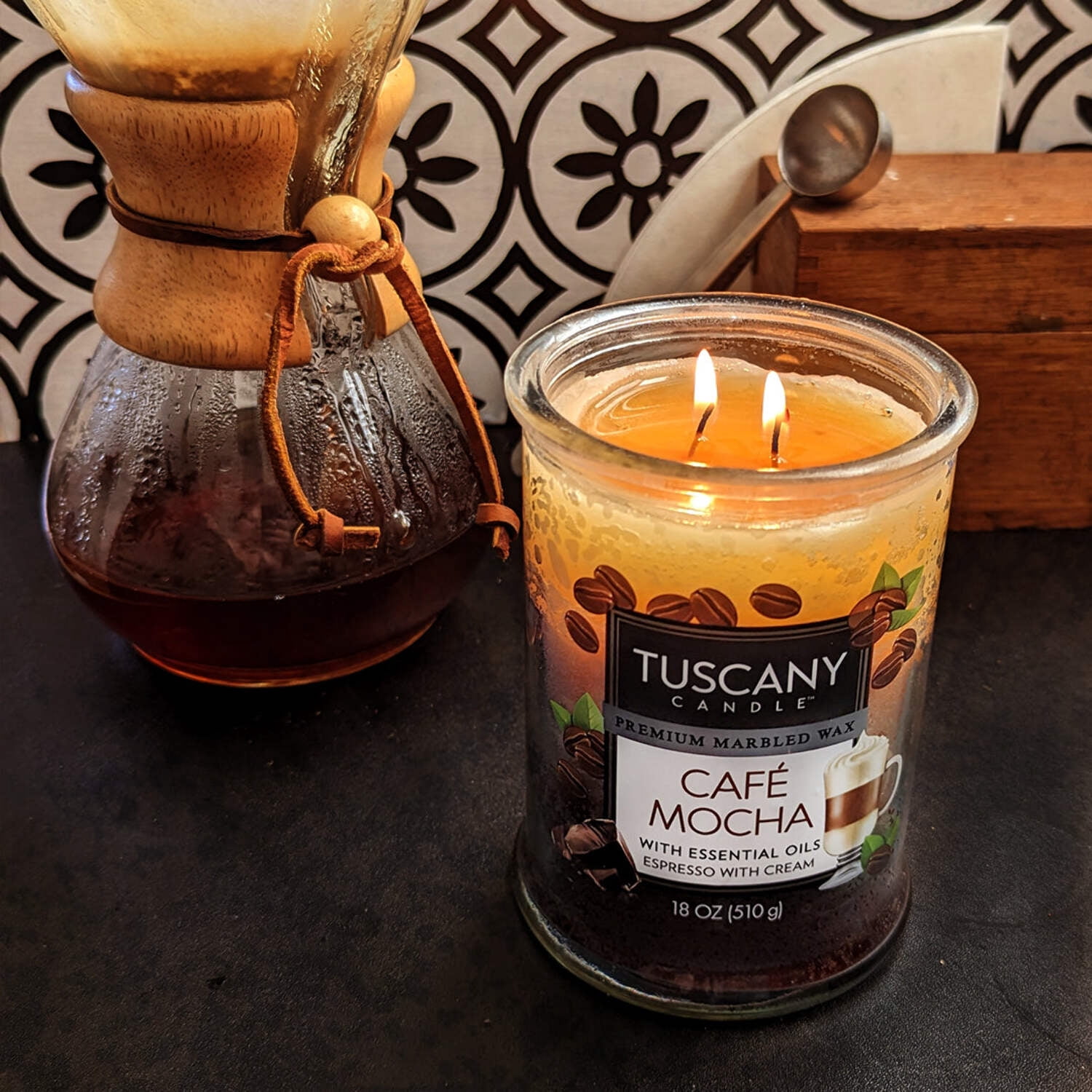 Café Mocha Long-Lasting Scented Jar Candle (18 oz)