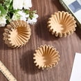 thumbnail image 3 of Paquete de 100 filtros de café tipo cesta para tazas, filtros de papel de fondo plano, flores para cafeteras de goteo, coladores sin blanquear, cesta de papel para preparar café., 3 of 7
