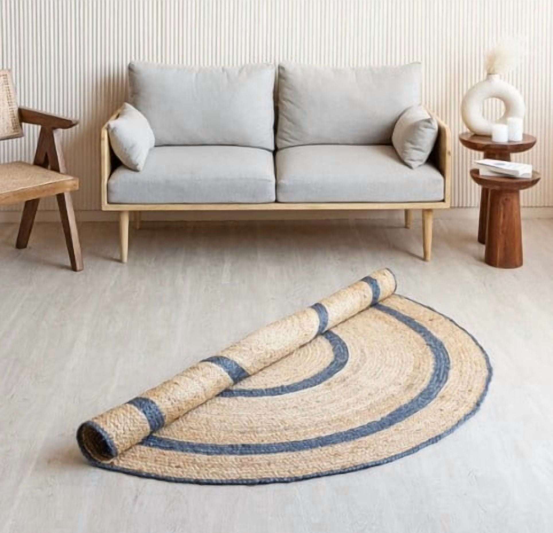 8 Ft Round Navy Blue & Natural Jute Area Rug, Hand-Woven, Reversible, Farmhouse Boho Style, Durable & Pet-Friendly Rug for Living Room, Dining Room, and Bedroom