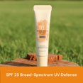 thumbnail image 3 of Bálsamo labial Sky and Sol Intense Healing FPS 25, paquete de 3, 3 of 7