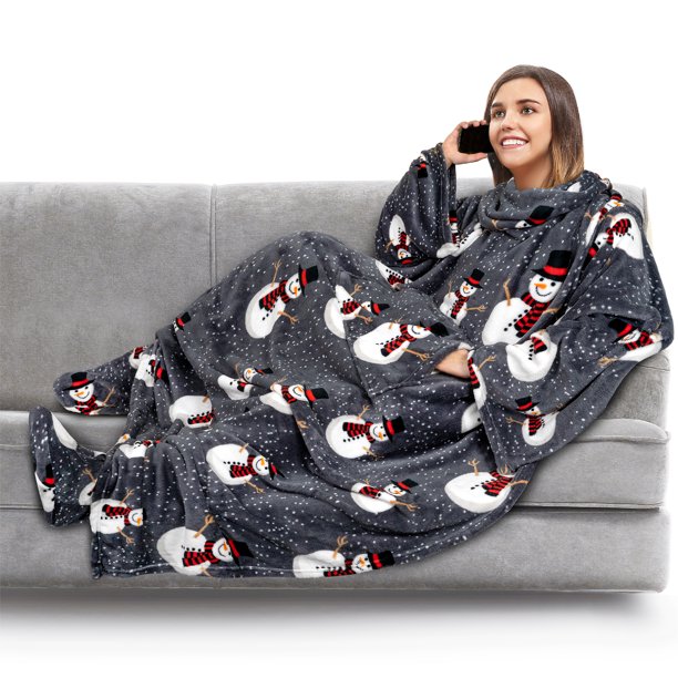 PAVILIA Fleece Blanket with Sleeves and Foot Pockets for Women Men