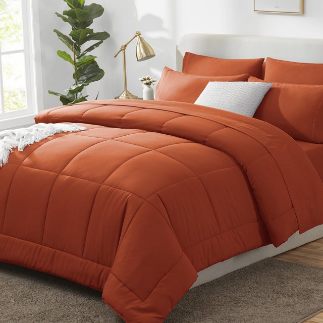 Juego de edredón CozyLux Burnt Orange Queen de 7 piezas para todas las estaciones